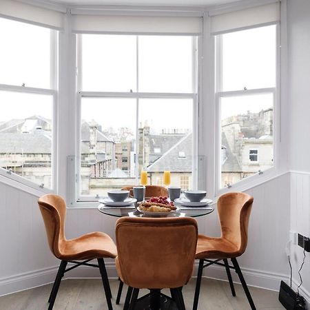 Altido Gorgeous Flat Overlooking Edinburgh Castle Eksteriør bilde