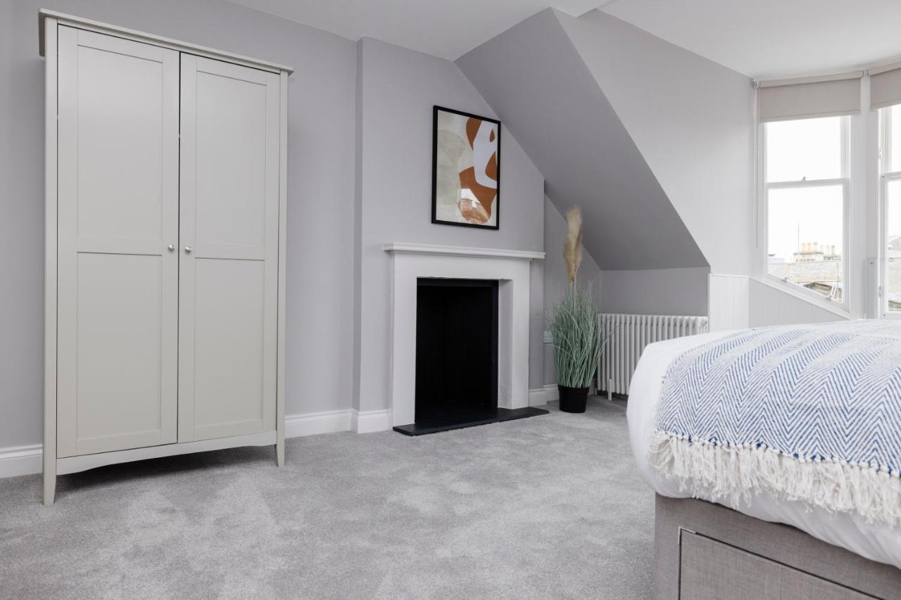 Altido Gorgeous Flat Overlooking Edinburgh Castle Eksteriør bilde