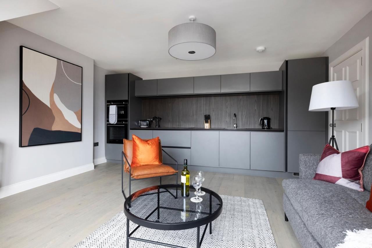 Altido Gorgeous Flat Overlooking Edinburgh Castle Eksteriør bilde
